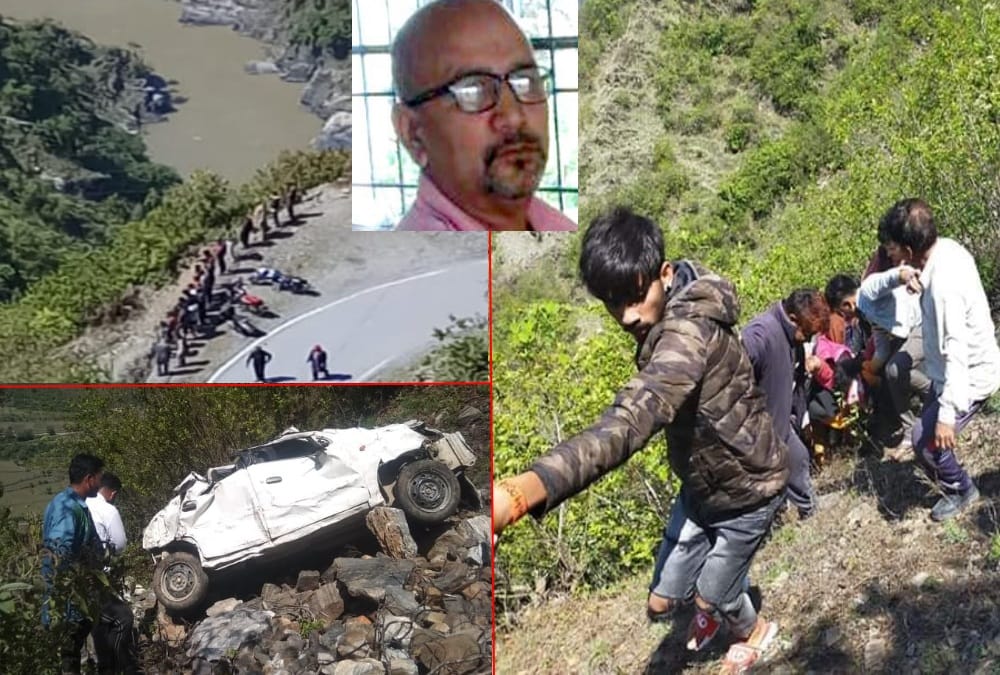 Terrific Car Accident after fall into ditch in Vikasnagar, father died and daughter family badly injured, Photos