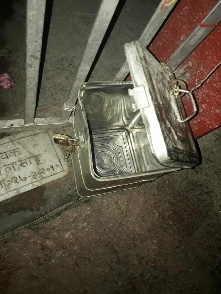 danpetika stealed in jhumarnath mandir