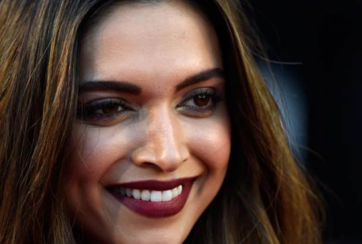 every girl want to own alia bhatt deepika padukone priyanka chopra lip shade in her makeup box