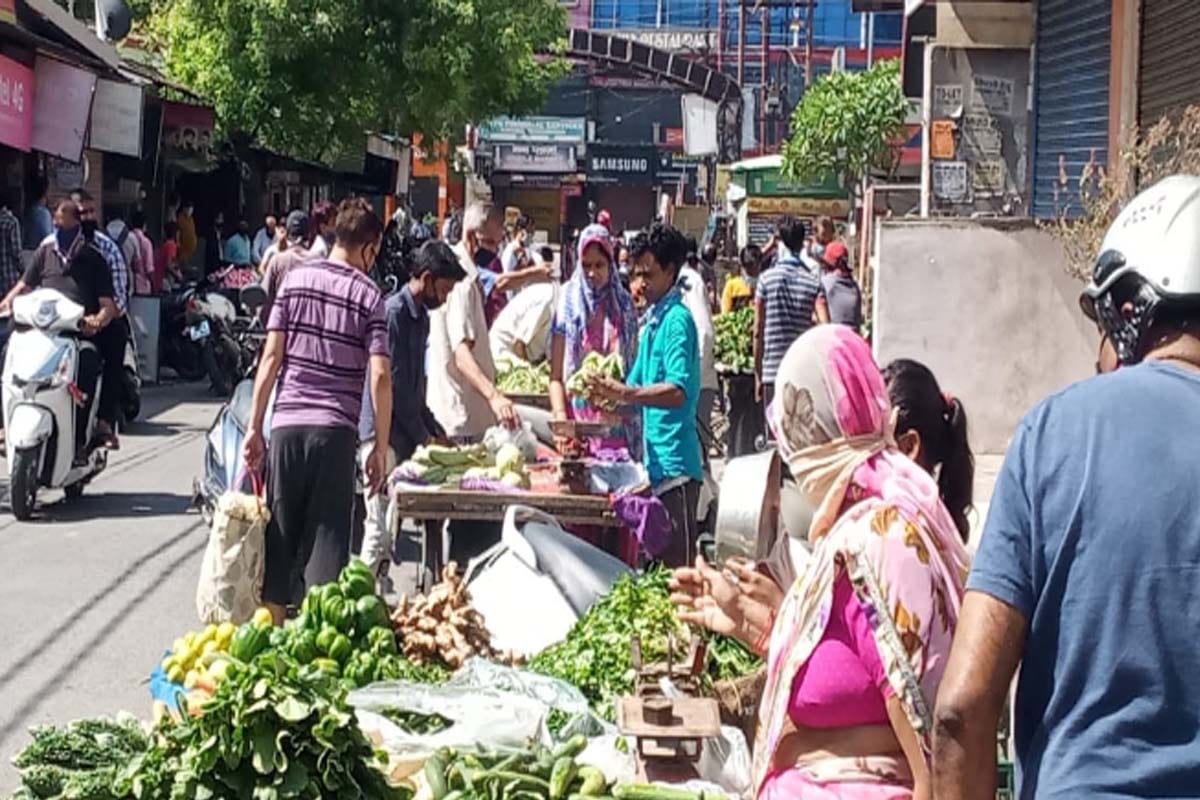 Pottery market became vegetable market, cattle traders started selling fruits