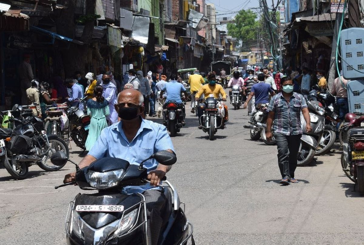 Lockdown latest update markets open in mainpuri