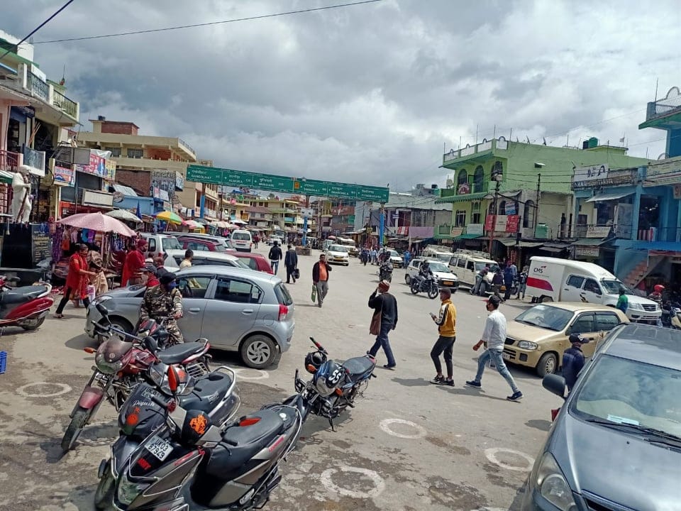 Coronavirus lockdown 3.0 in uttarakhand : after lockdown 3 relief public seen on road and market