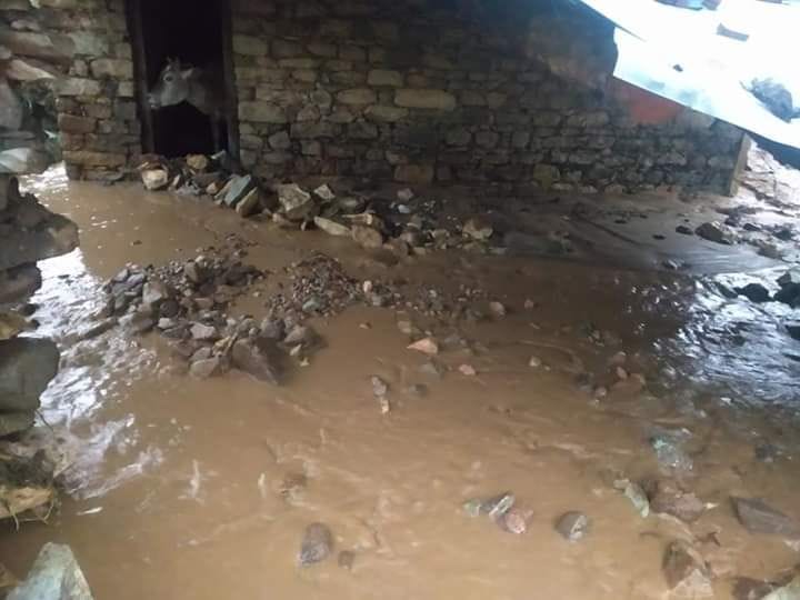 Devastation due to heavy rain in Someshwar valley, laborers missing