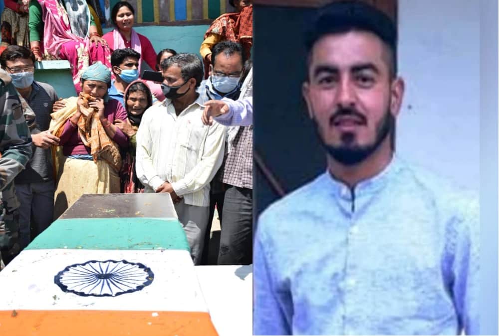 Handwara Encounter: Martyr Dinesh singh Mother Feel proud on his only son Funeral and crying