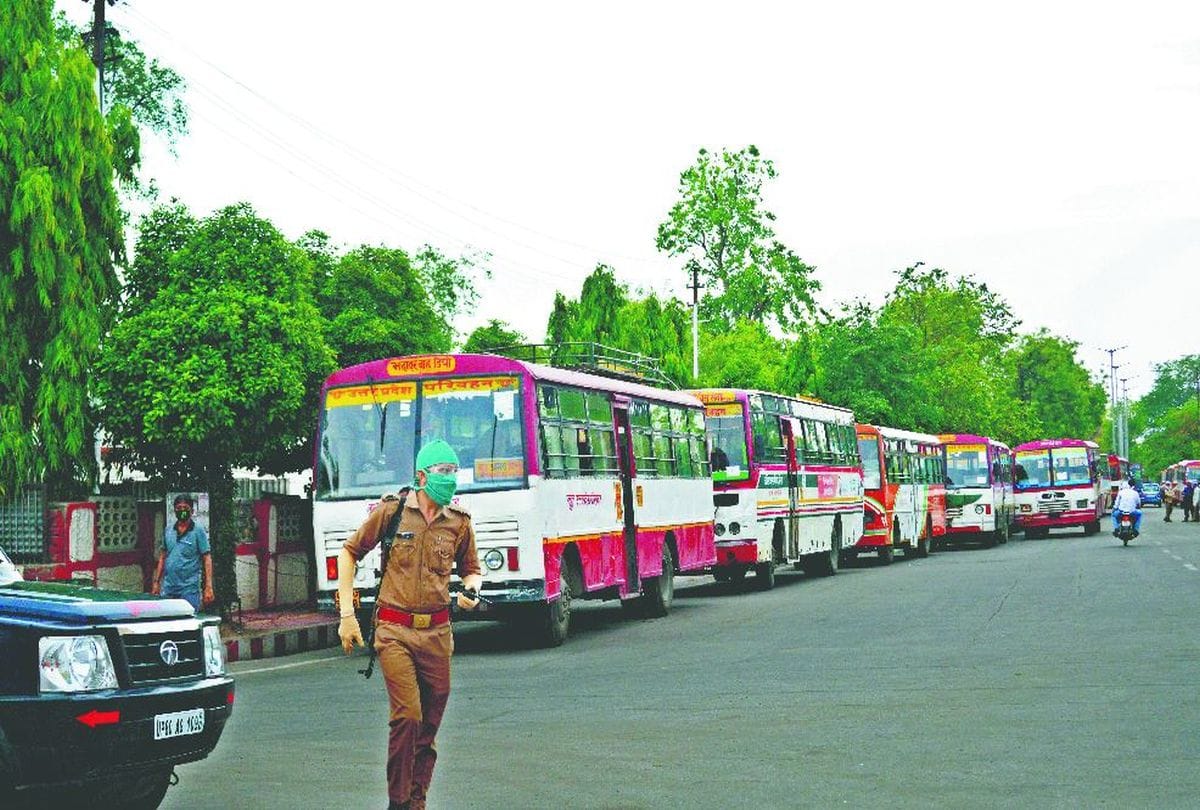 one hundred buses will be reserved for migrants in Agra and Mathura