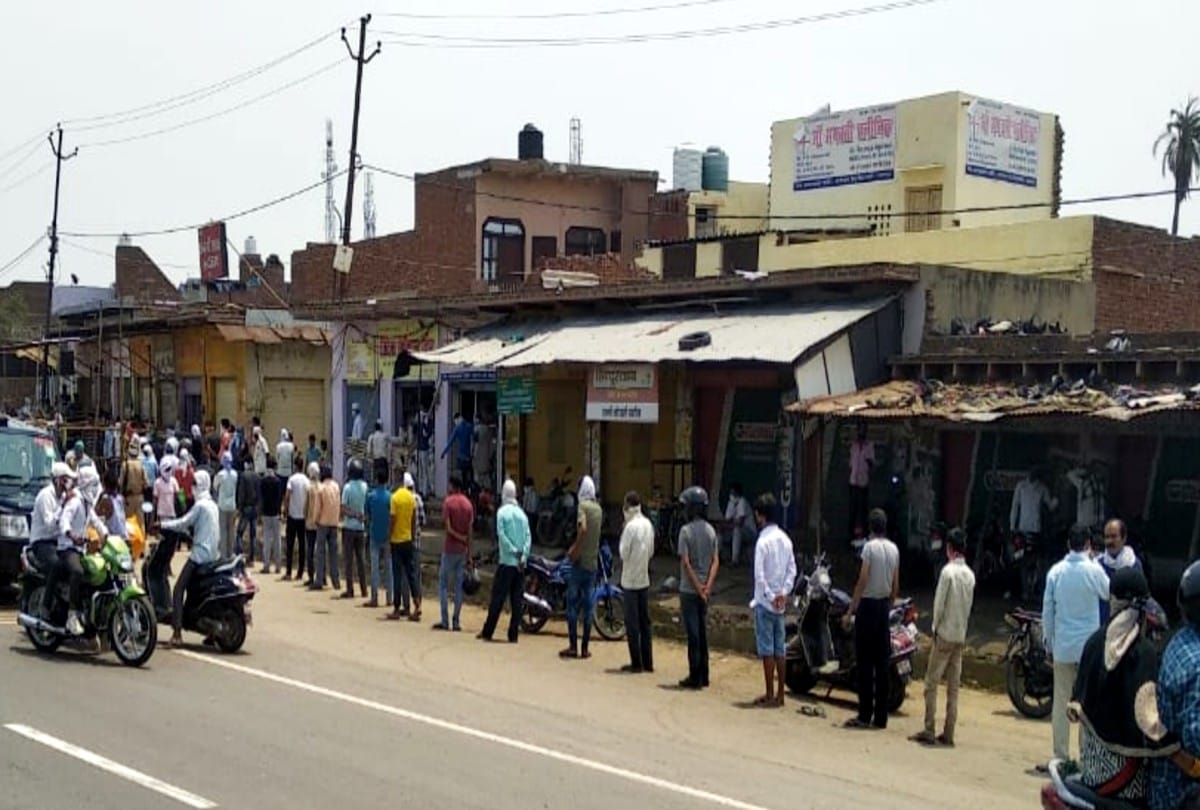 first day sale of wine in Lucknow 5.5 crore rupees