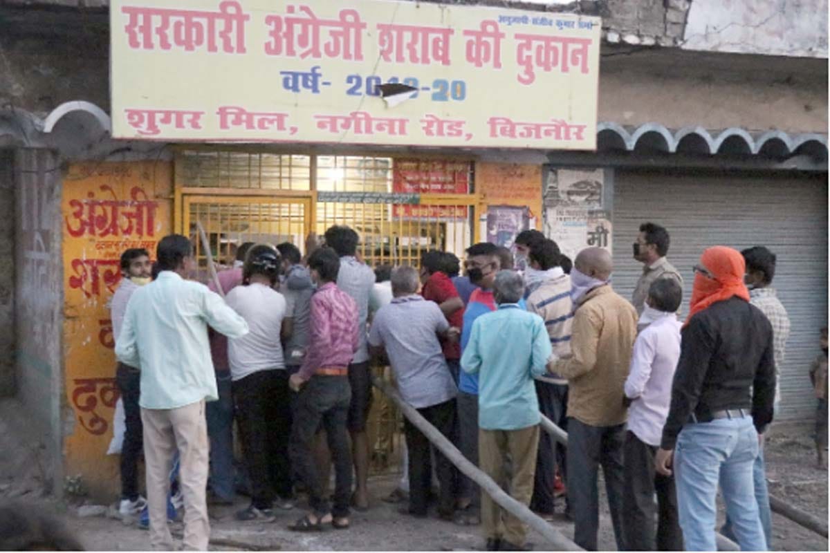 Liquor costlier in UP, prices increased by 10 to 40 rupees, decision taken to increase revenue