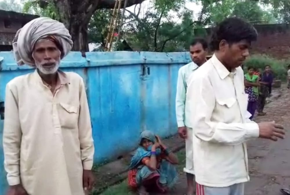 Man travelled with his wife's dead body for 1137 kilometers.
