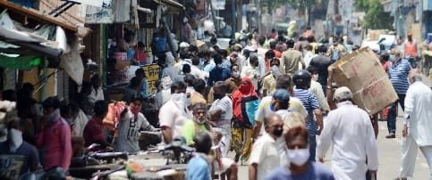 Crowd increased in Shyamganj, ACM sent shopkeeper to police station