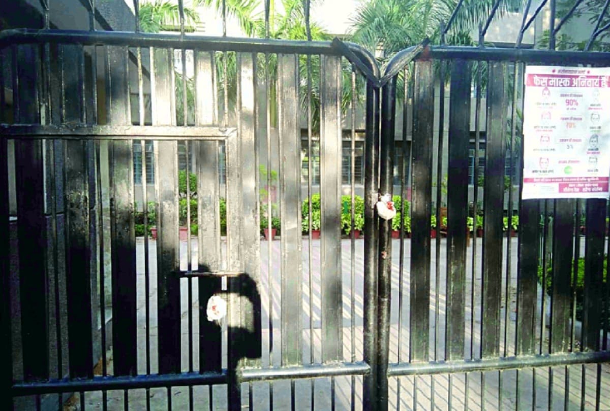 apj shekh sarai or apj saket school sealed by delhi govt.