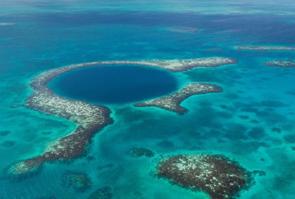 Mystery of Great Blue Hole giant marine sinkhole off the coast of Belize