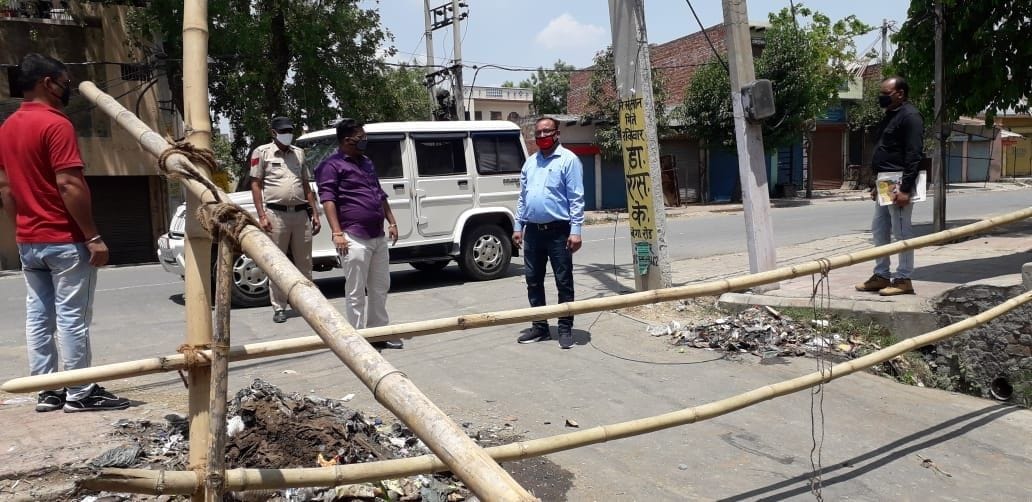 Medical College staff nurse, two sweepers and class IV personnel corona positive