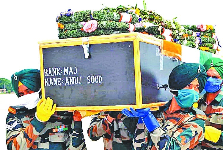 Handwara Encounter, Indian Army, Kupwara Martyrs, Major Anuj Sood Funeral