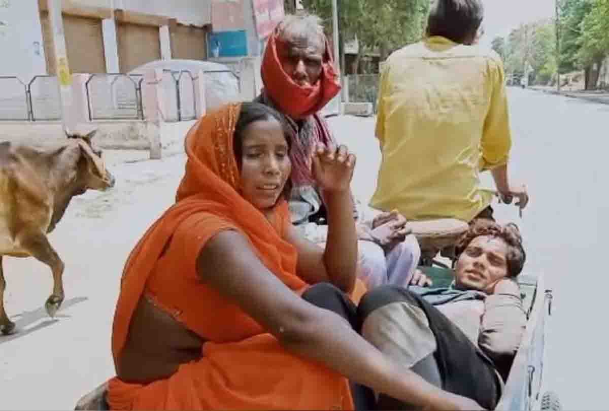 ambulance was not found, police sent the injured to the hospital by pushcart