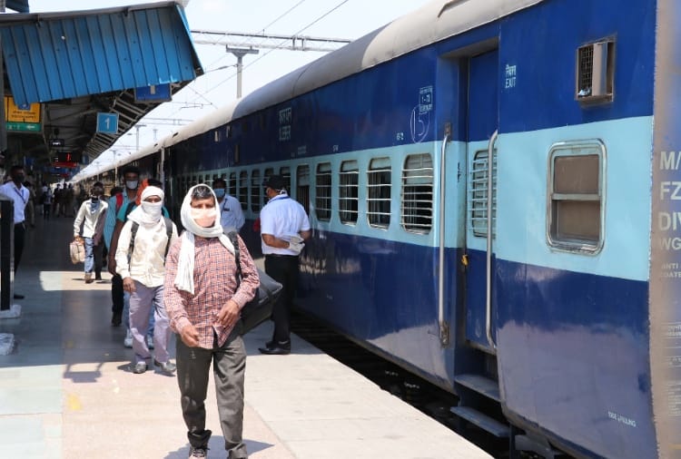 1200 migrants worker depart from Punjab to Jharkhand by Shramik Express train