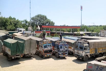 violation of Center's instructions, Punjab Police stopped Himachal's vehicles