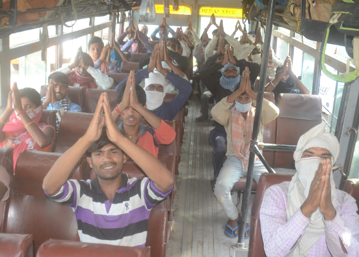 Eight hundred migrants return home in the district