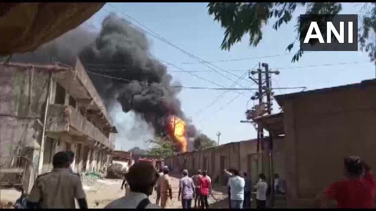 Maharashtra: fierce fire in chemical warehouse in Thane, 6 fire engines reached the spot