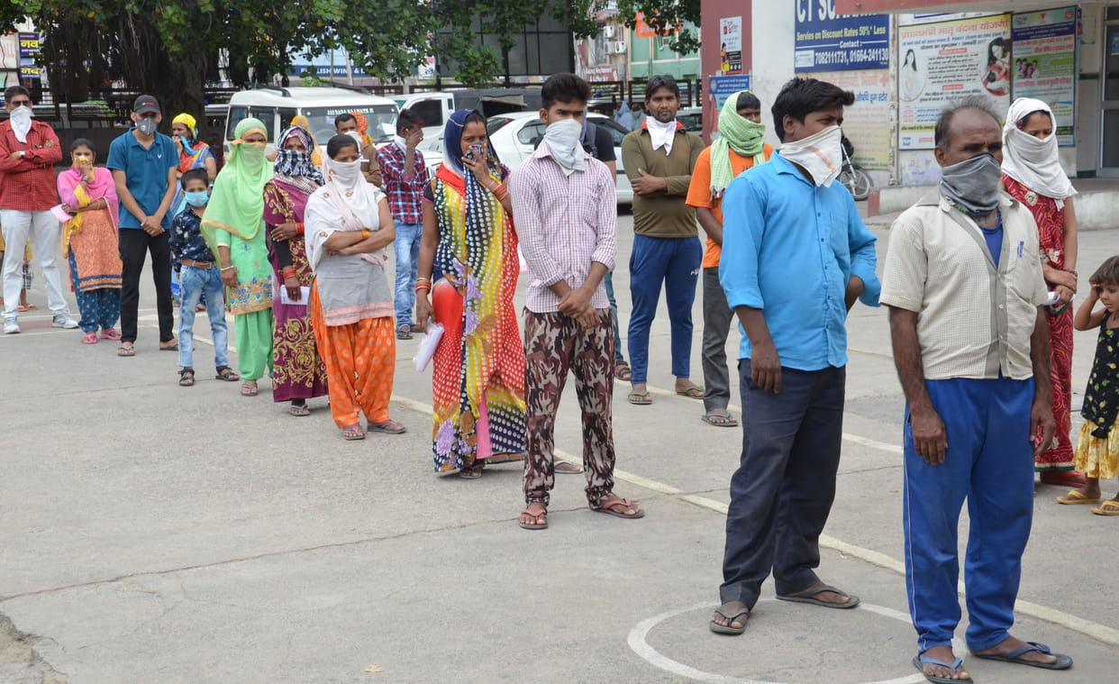 After thermal scanning, health department give fitness card to 2500 migrants.