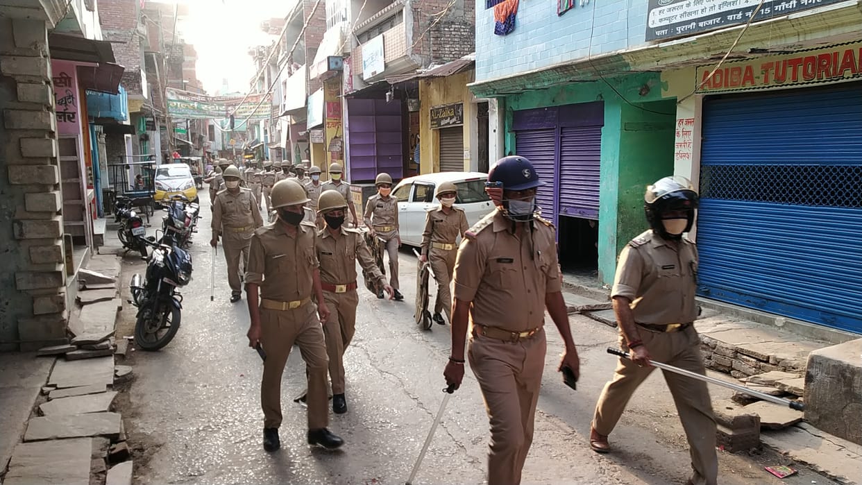 Sadar Kotwali Police did a route march in the city
