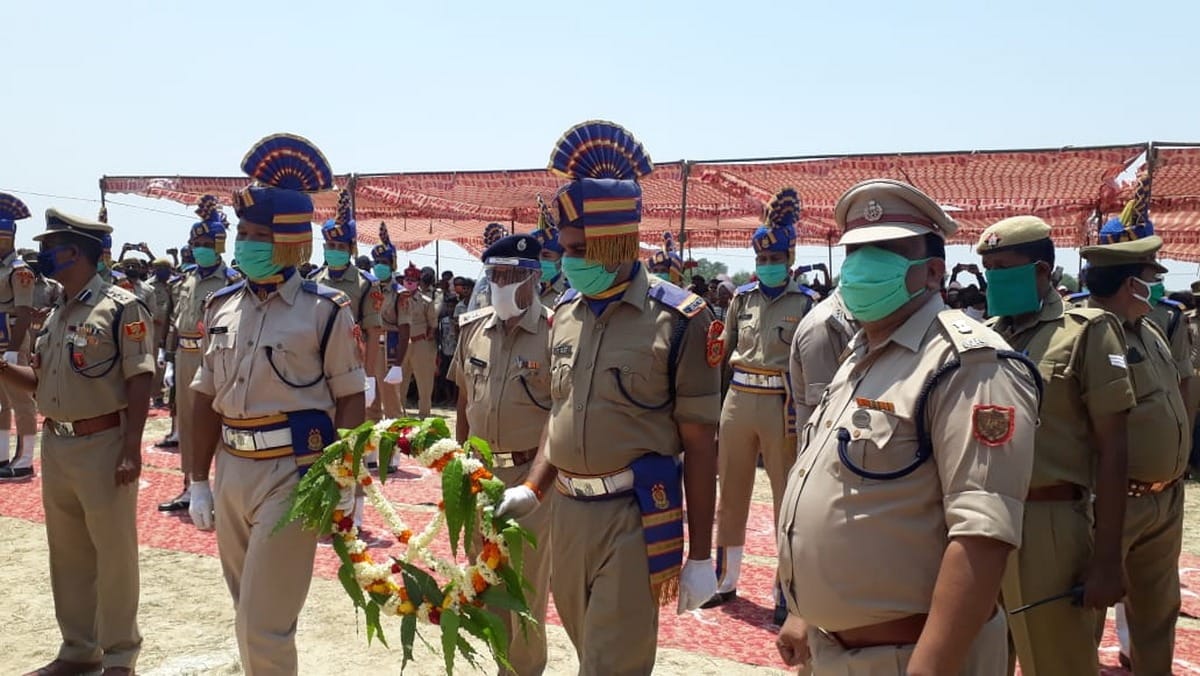 Last rites of CRPF jawan dead body reached in his village ghazipur martyr in terrorist attack in Handwara Jammu Kashmir