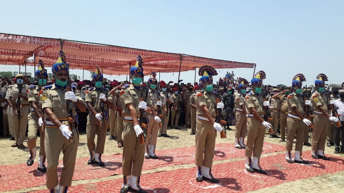 Last rites of CRPF jawan dead body reached in his village ghazipur martyr in terrorist attack in Handwara Jammu Kashmir