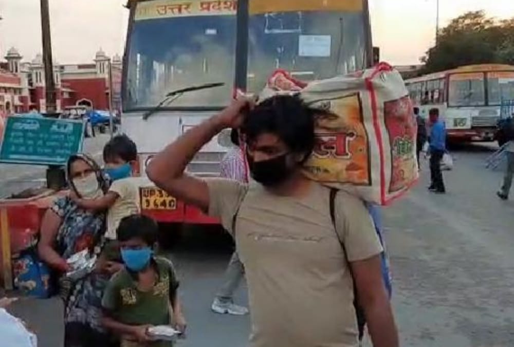 2311 workers reached lucknow from ankola and baroda by shramik special train