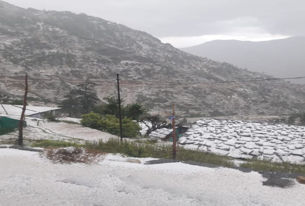 Uttarakhand Weather Forecast Today Latest Update in Hindi: rain, thunder storm and hailstorm alert