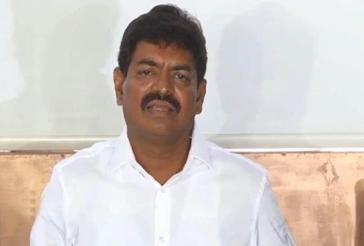 Shivaji Raja Tollywood Comedian hospitalised after suffering a heart attack he is under observation in ICU
