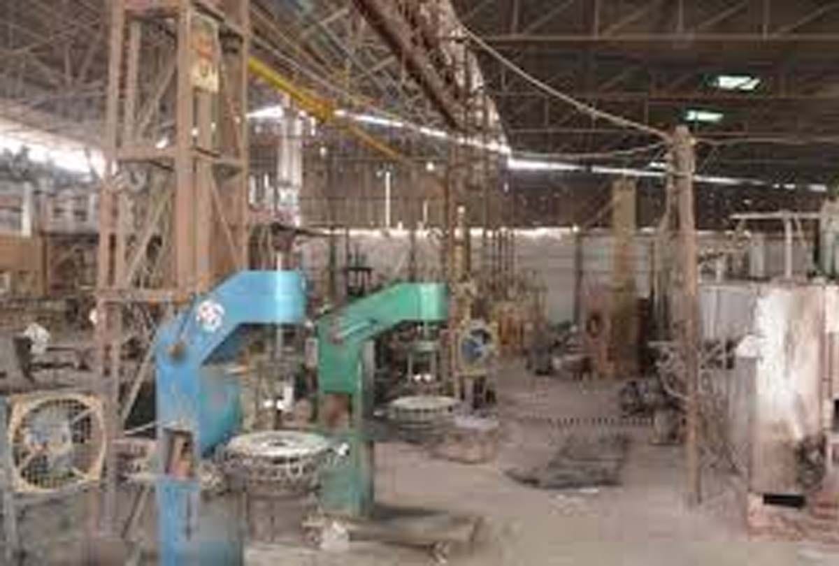 Lockdown in kanpur: Two lakh workers will return to work in a week