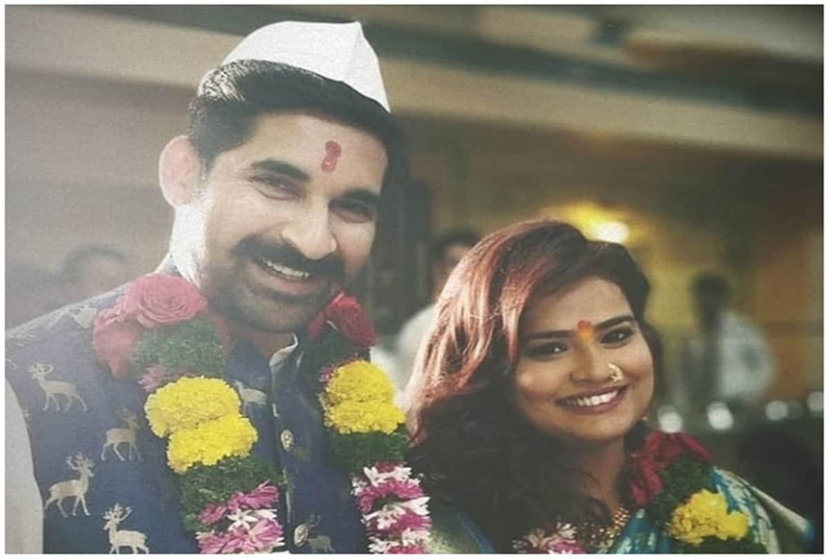 Akshay Waghmare will tie knot With Arun Gawli daughter Yogita   Gawli this Friday