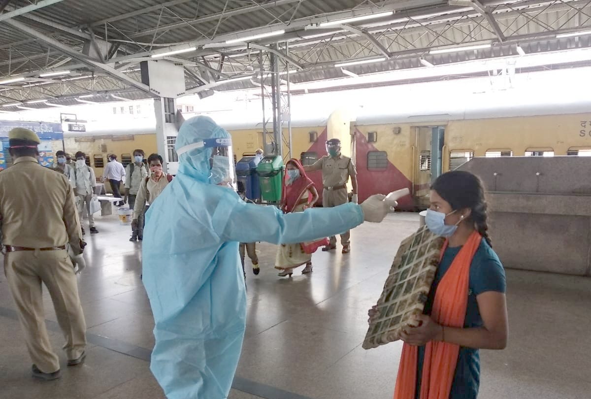 Many trains reaching Gorakhpur carrying migrant workers
