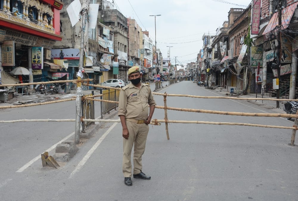 six new patients found corona positive in lucknow, whole Kaiserbagh area sealed