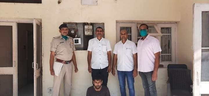 Chief accused arrested for robbing 35 thousand rupees from petrol pump owner