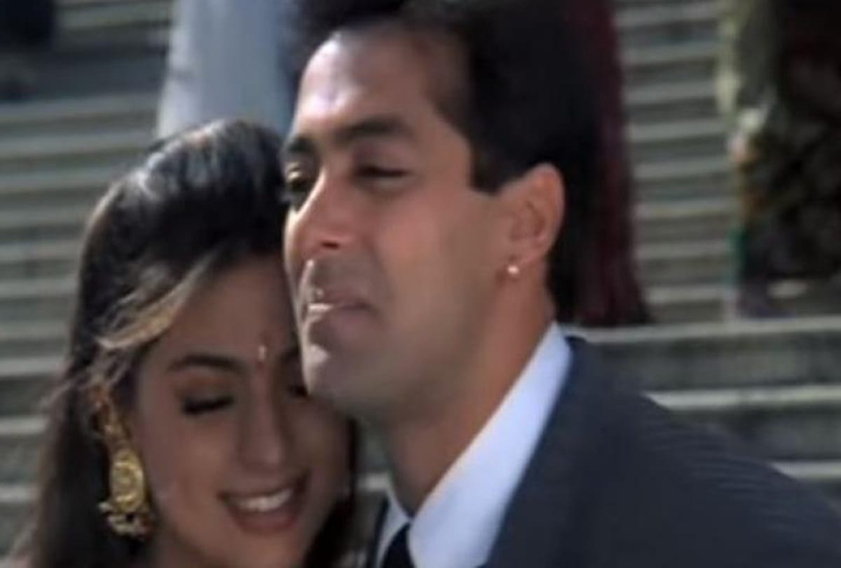 Throwback Did You Know Salman Khan Wants To Marry Juhi Chawla But Her Dad Refuse For This Reason