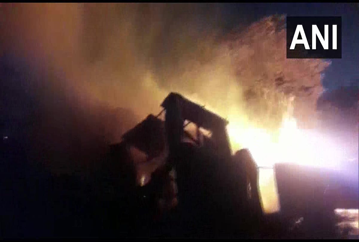 Maharashtra: Heavy fire in Akola oil factory, no casualties reported
