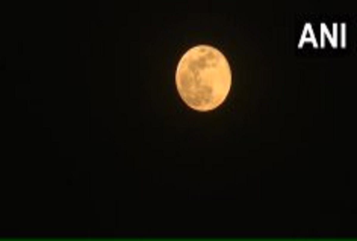 Thrill of watching supermoon in india and around the world