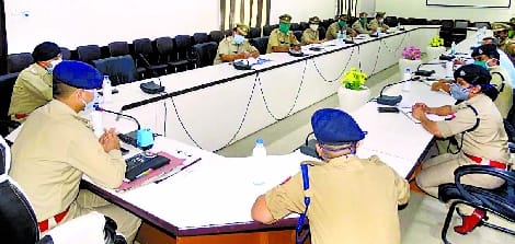 Police should follow lockdown but do not indulge in indecency: SSP