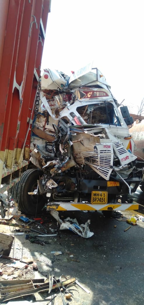 Tanker collided with standing truck, traumatic death of driver