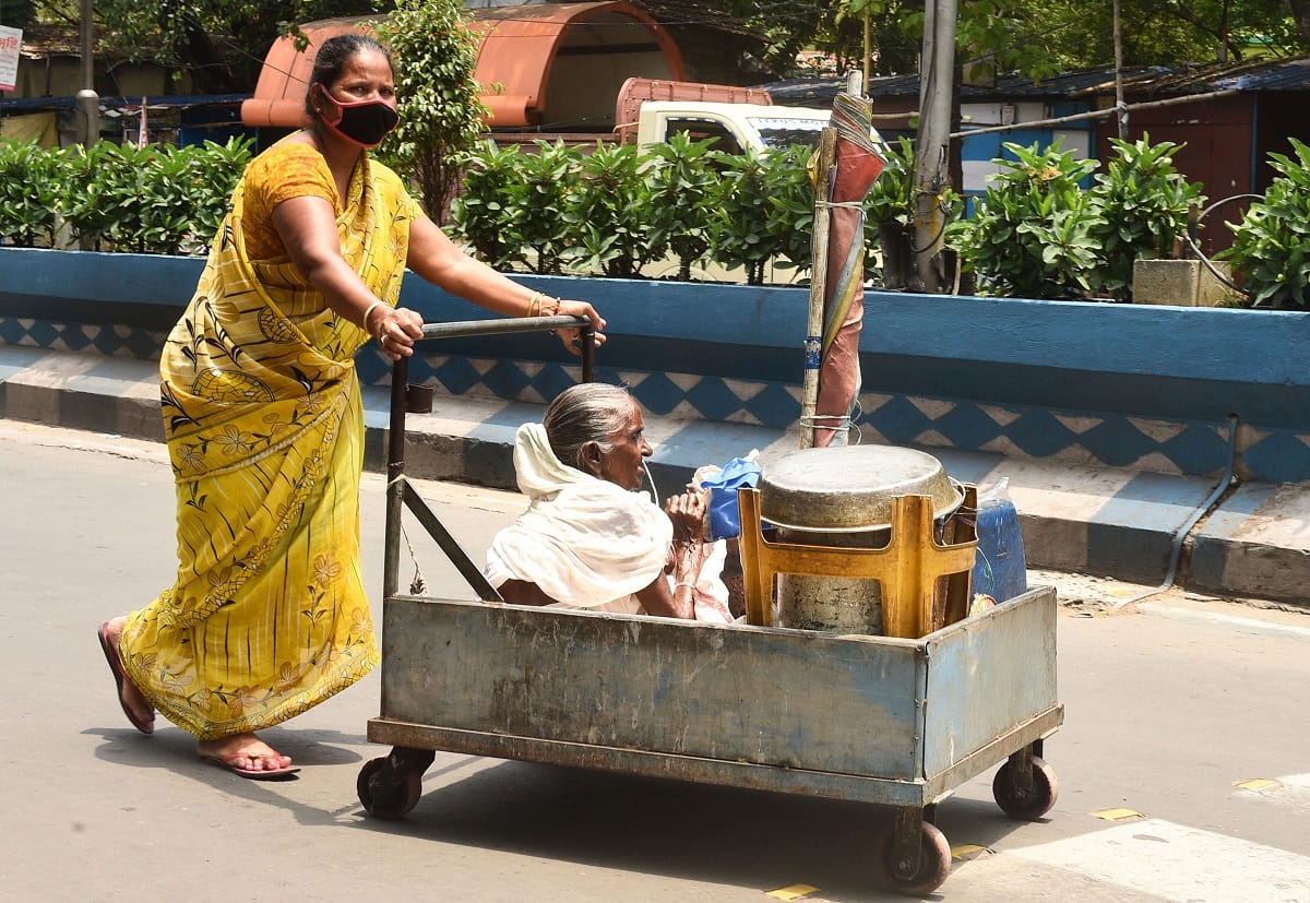 Lockdown House maid helping hands residential societies no entry job loss