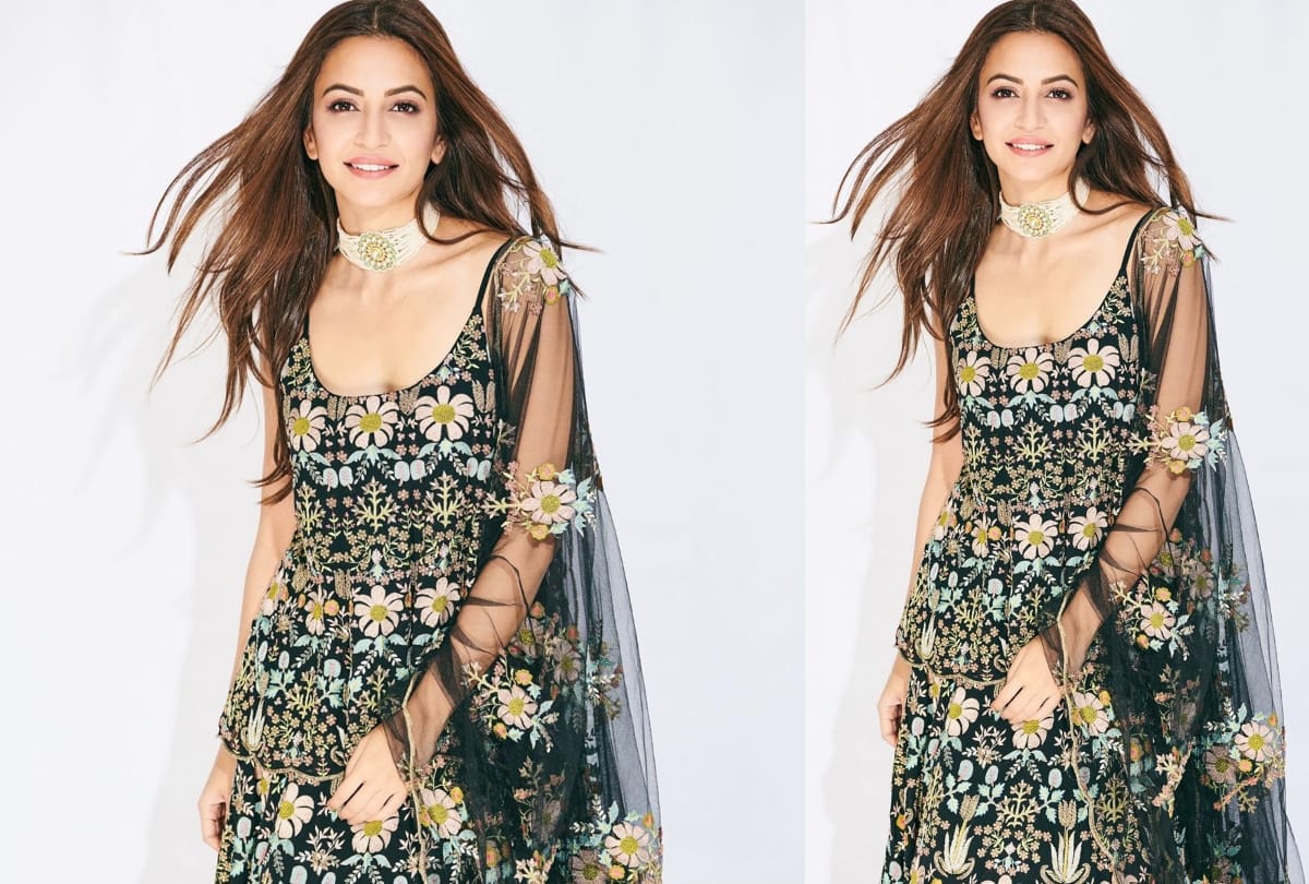 kriti kharbanda bridal look gorgeous photoshoot viral
