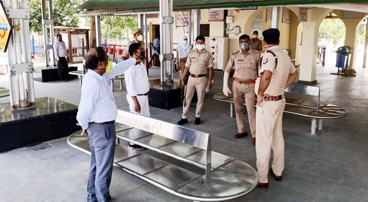 Officers took stock of the station on notice of workers coming by train