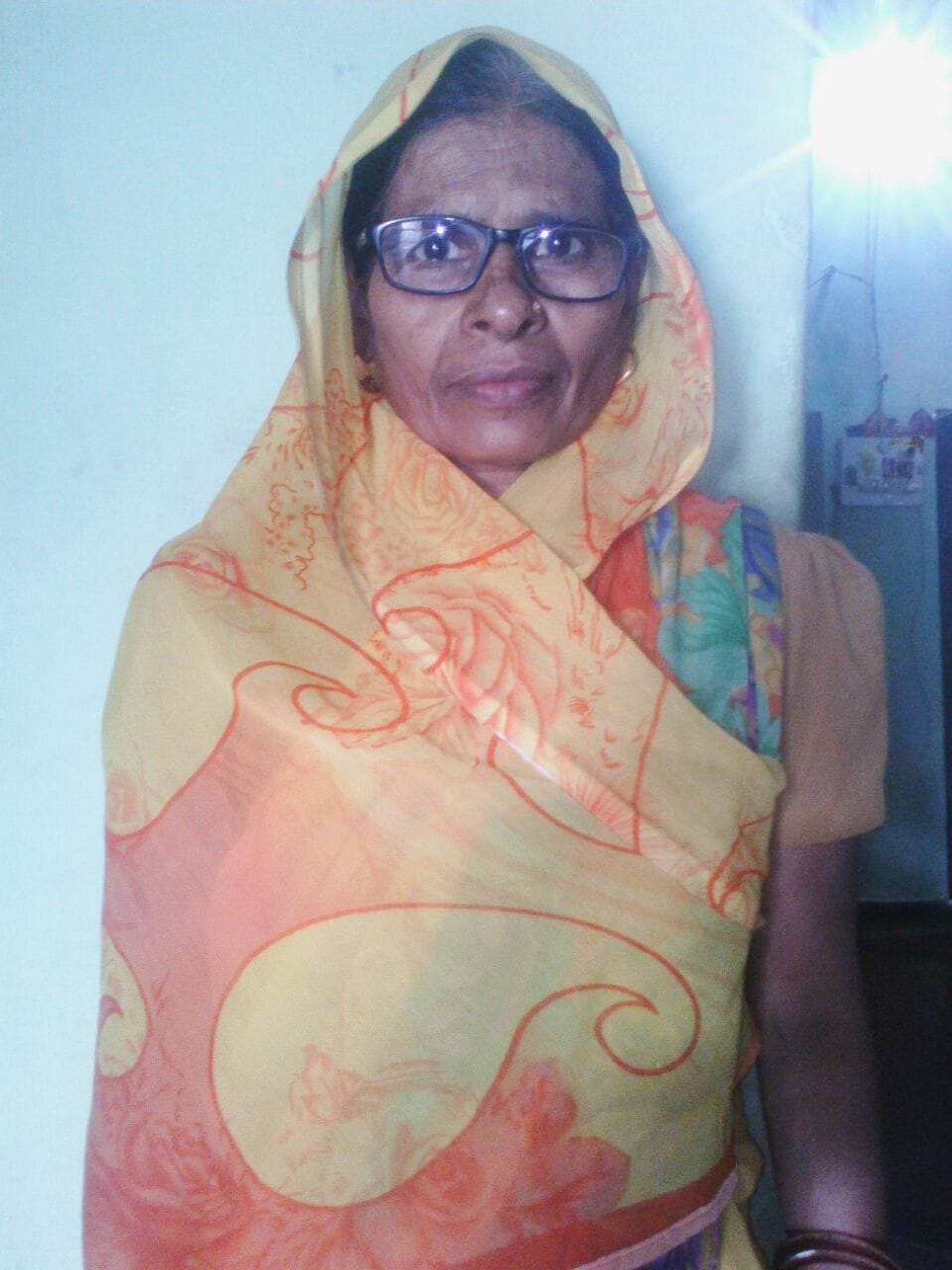 Maa take all responsibilities hard work doing  surving his familly