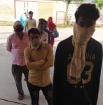 425 people from gujarat mubai arrived in district sent home after investigation