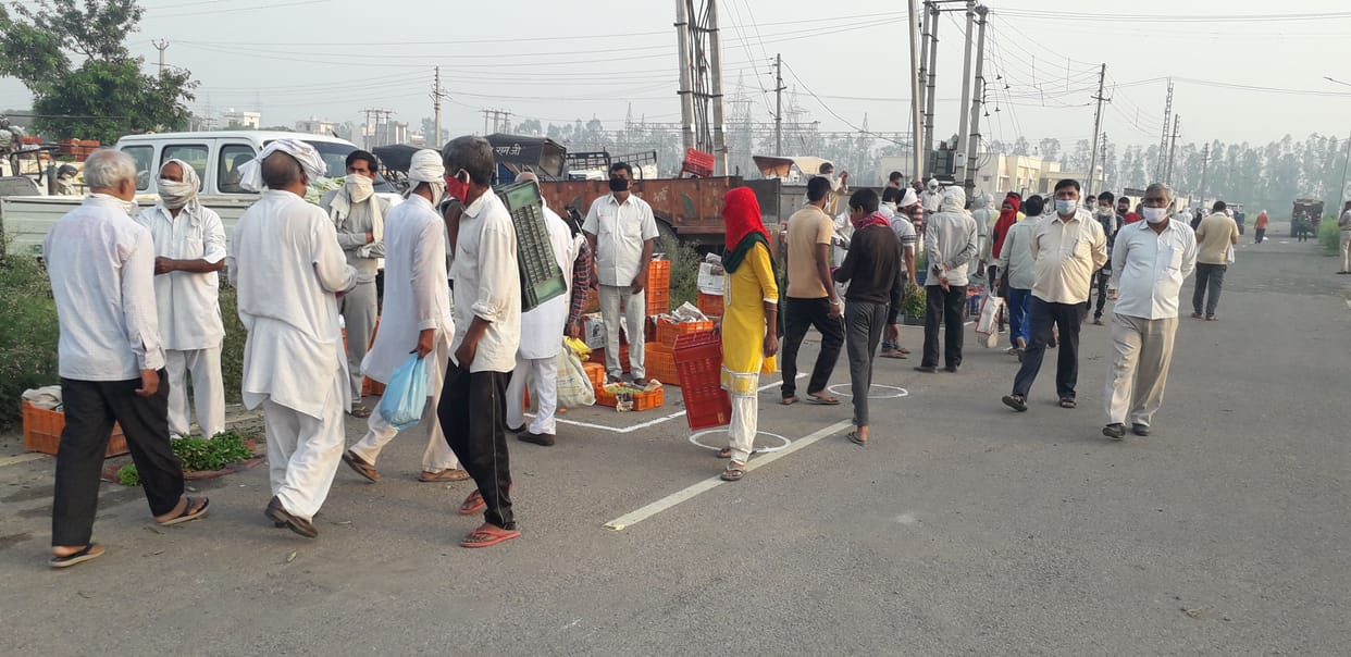 Brokers expressed anger over the closure of vegetable market, demand to open the market, visited DC