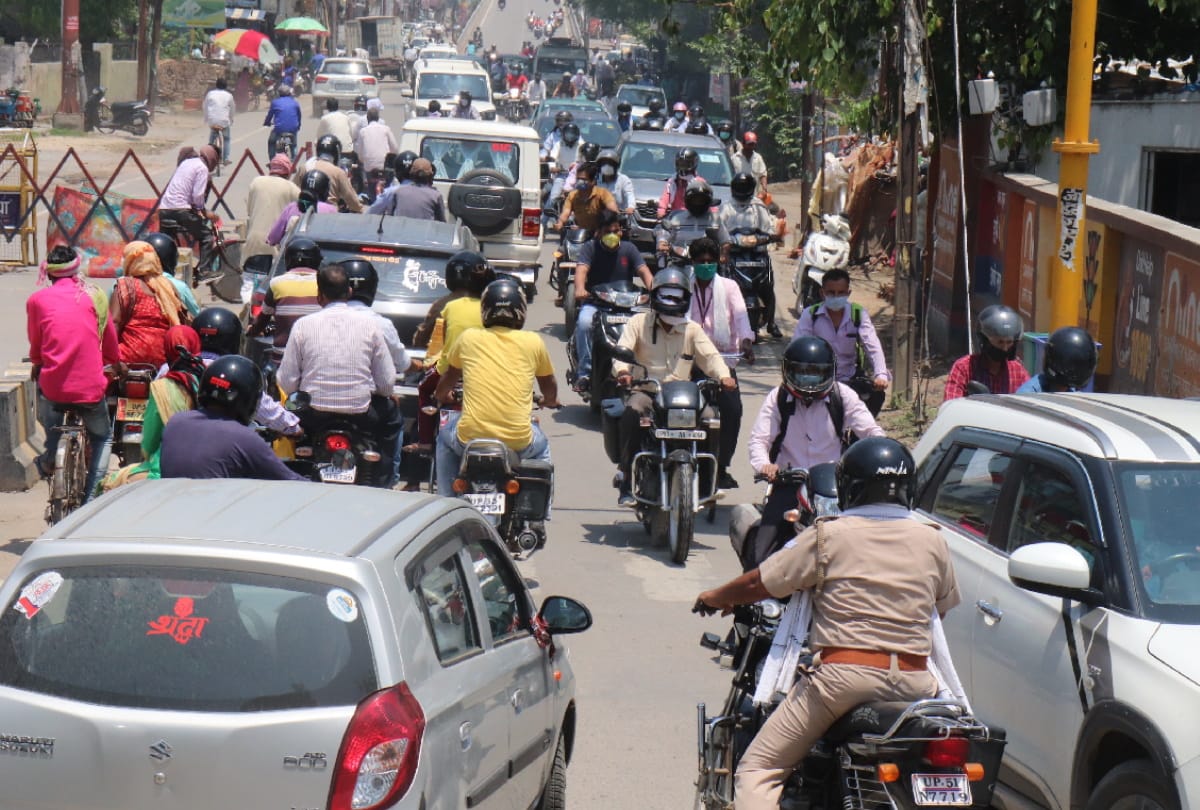 Administration will permite open another shops after a few day due to crowd during lockdown 3.0 in gorakhpur