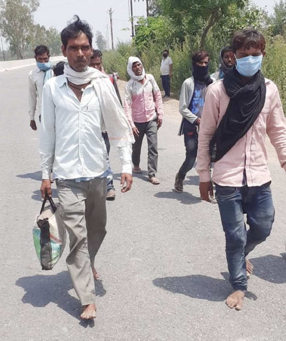 Caravan of helplessness of laborers on EPE