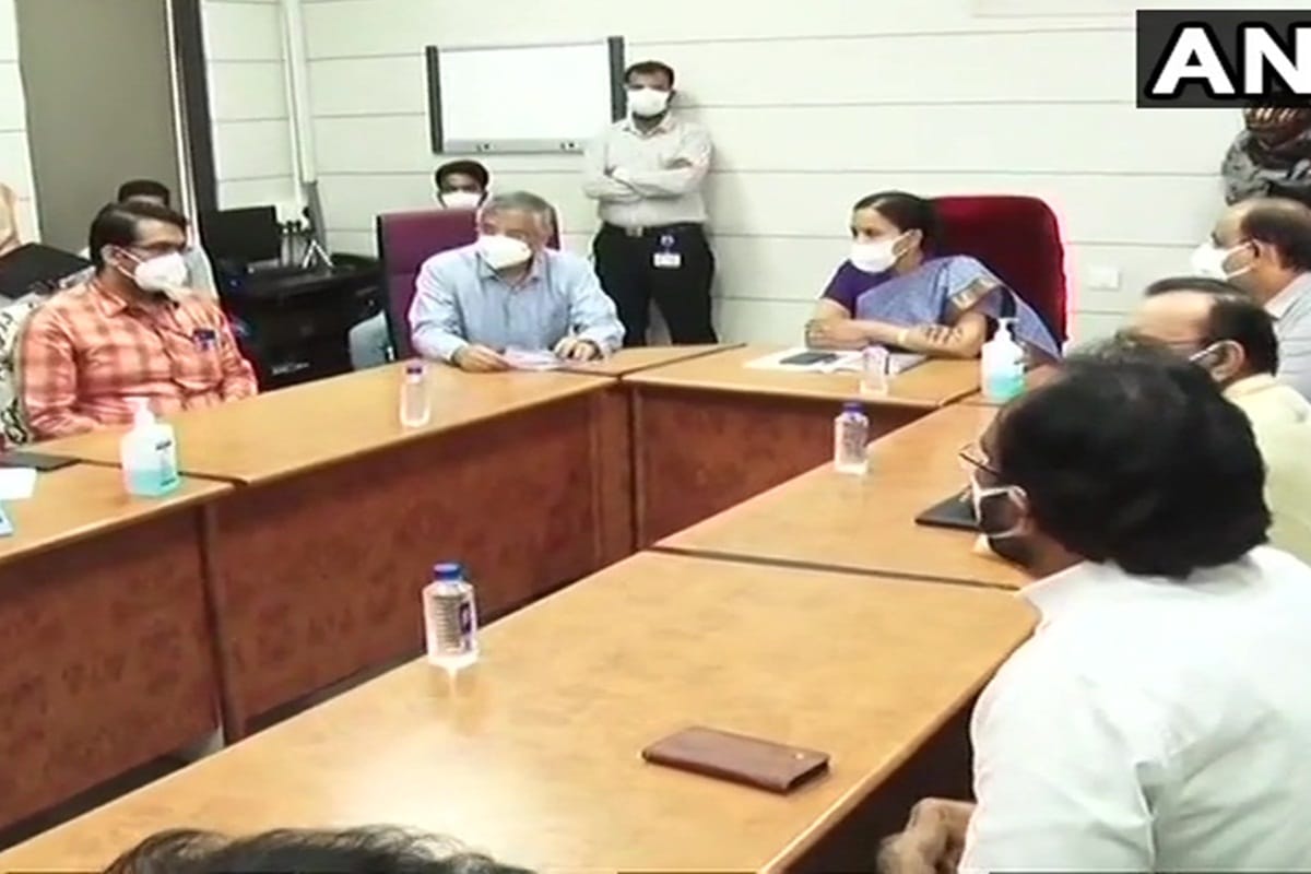 AIIMS director dr randeep guleria visits gujarat to advise doctors on covid 19 management after center direction