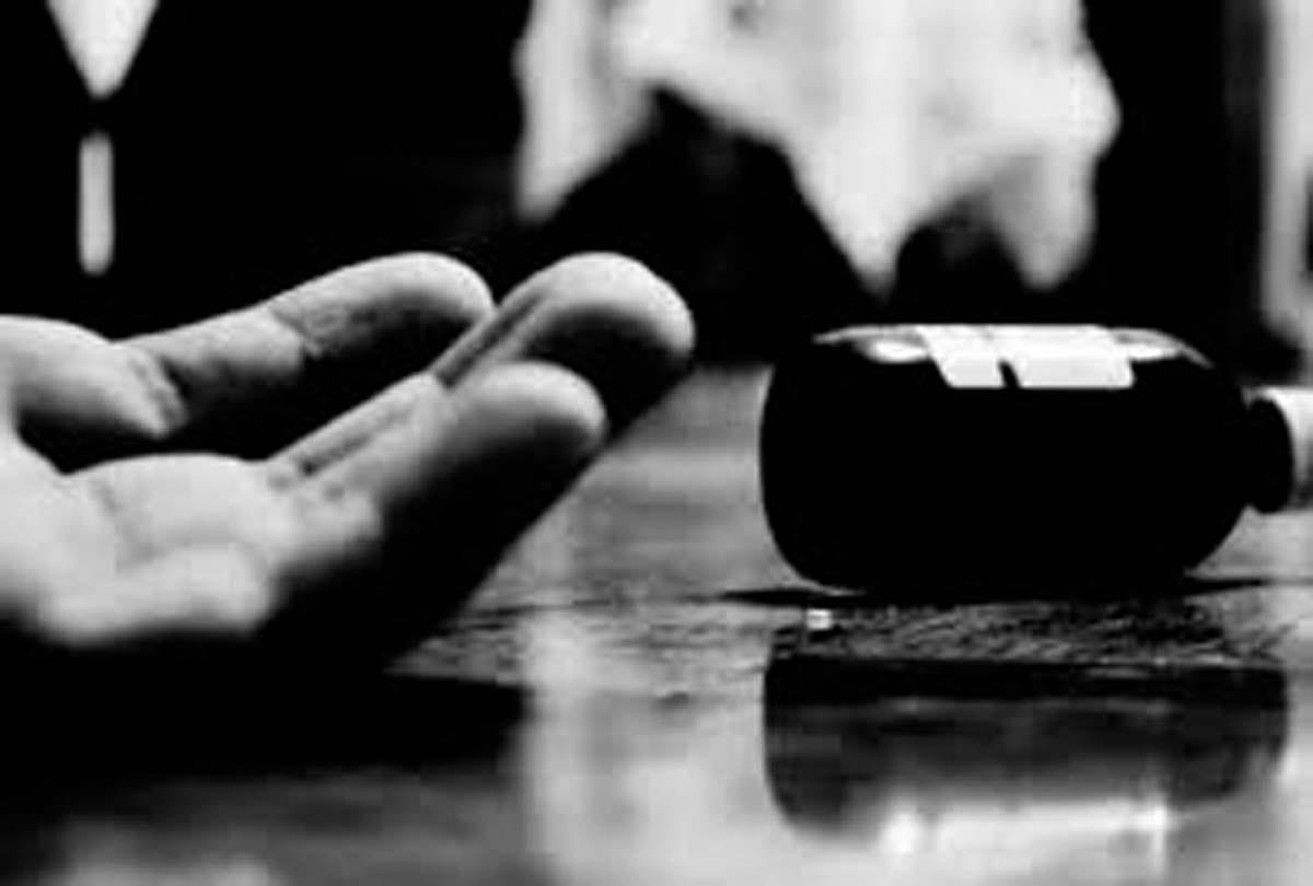 Unnao: Young man caught in lemon garden with girlfriend, consumed poison for fear of going to jail