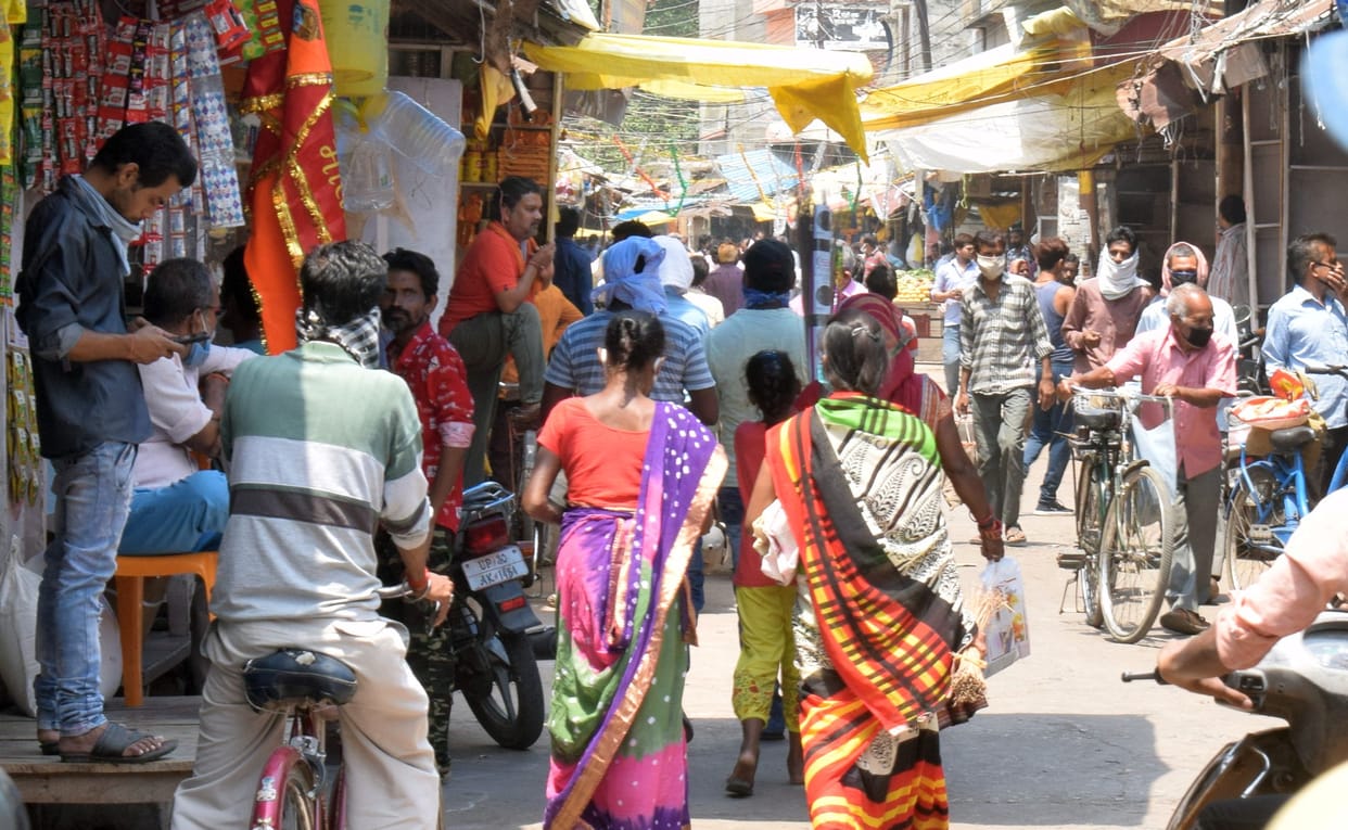 police shown anger due to croud